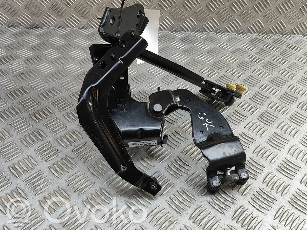 Rear door hinge set   9839368080,9847162380