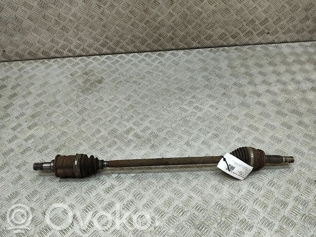 Toyota RAV 4 (XA50) Takavetoakseli 
