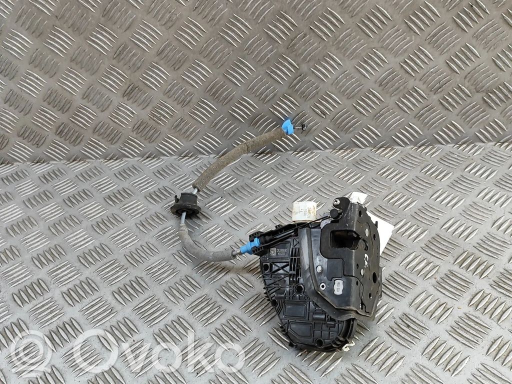Audi Q2 - Cerradura de puerta trasera 