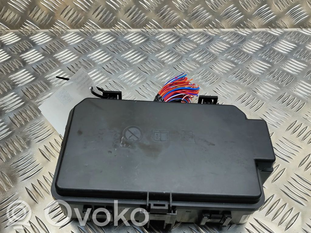 Volvo XC40 Fuse module 