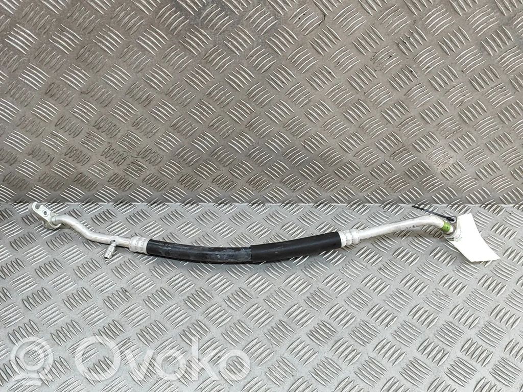 Mazda MX-5 ND Ilmastointilaitteen putki (A/C)