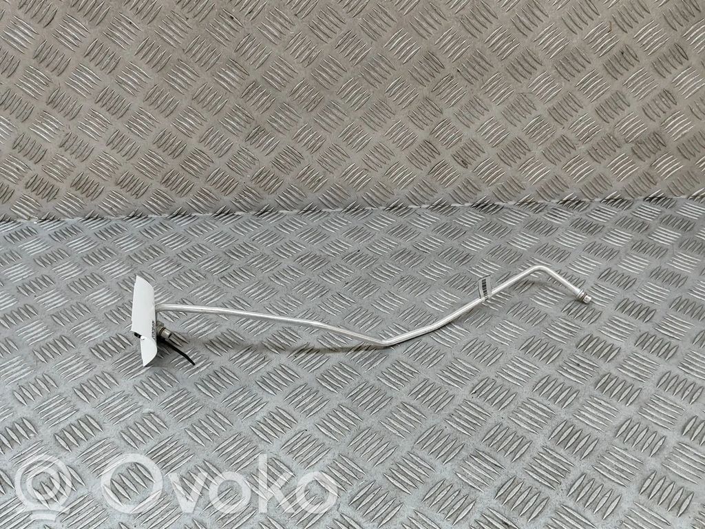 Ilmastointilaitteen putki (A/C)   924B09319R