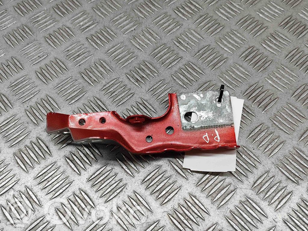 Renault Austral Fender mounting bracket 