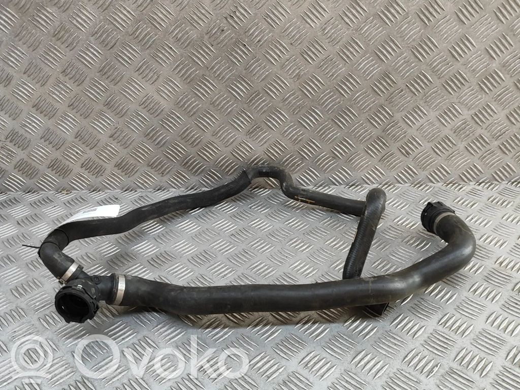 BMW X1 F48 F49 Tubo flessibile del liquido di raffreddamento del motore 