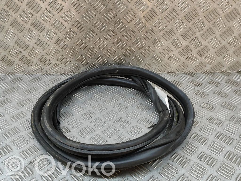 BMW 3 F30 F35 F31 Gumowa uszczelka drzwi tylnych