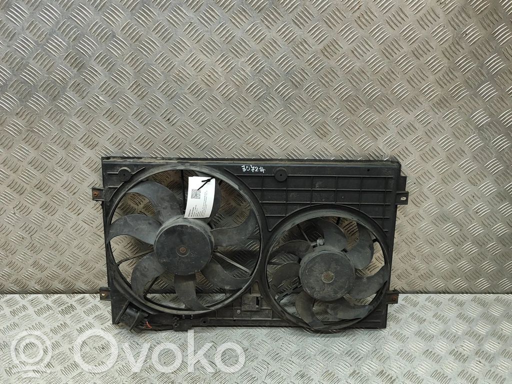Volkswagen PASSAT B6 Suport ventilator radiator 