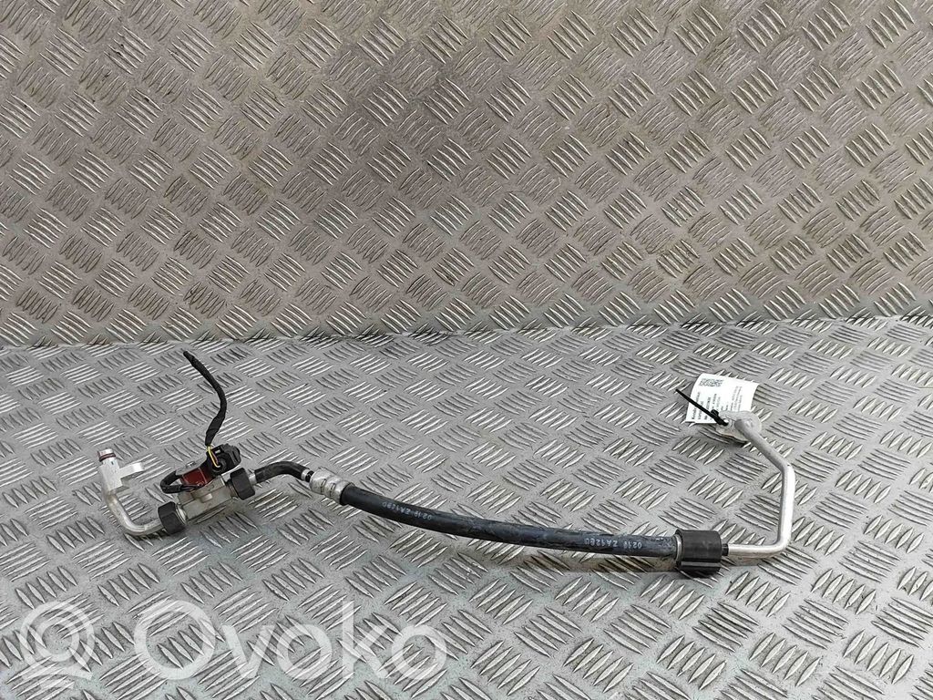 Audi e-tron Ilmastointilaitteen putki (A/C) 