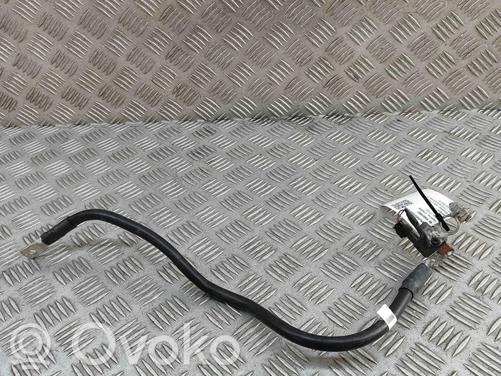 Audi e-tron Pluskabel Batterie 
