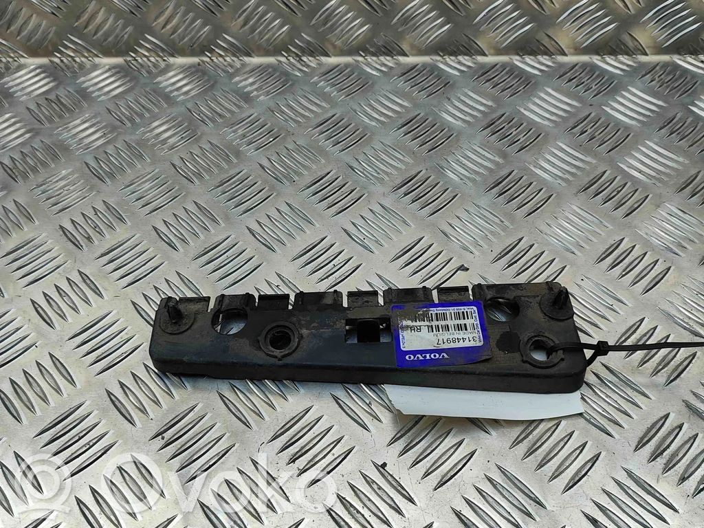 Front bumper mounting bracket   31448917