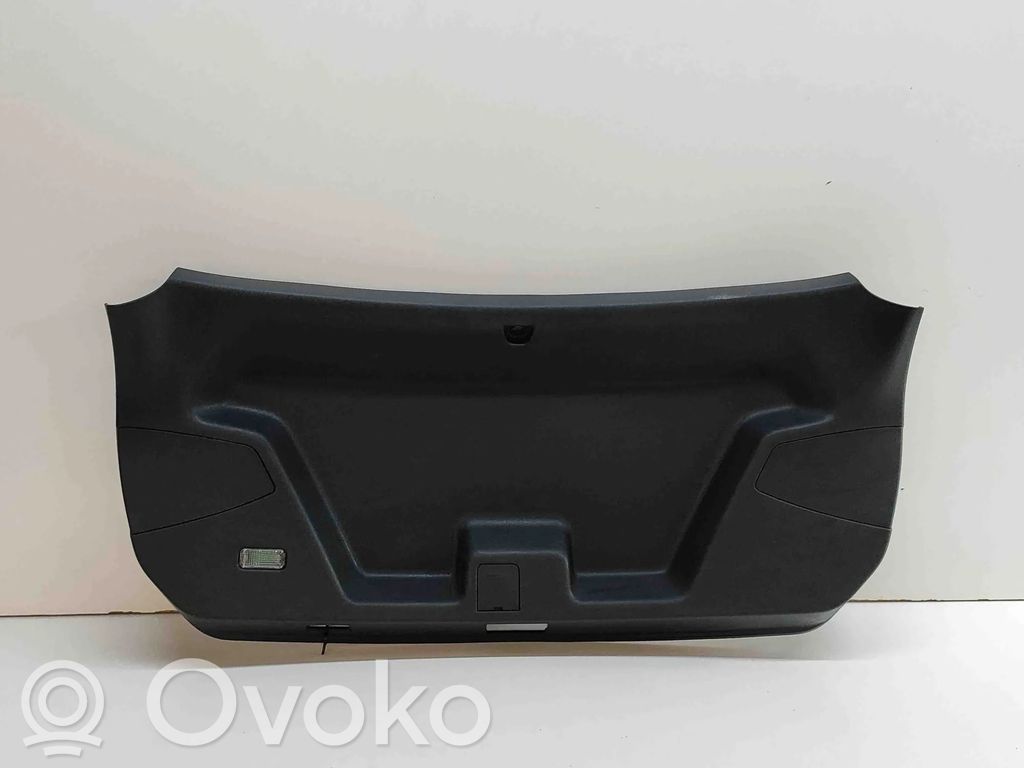 Audi A5 Tailgate trim 