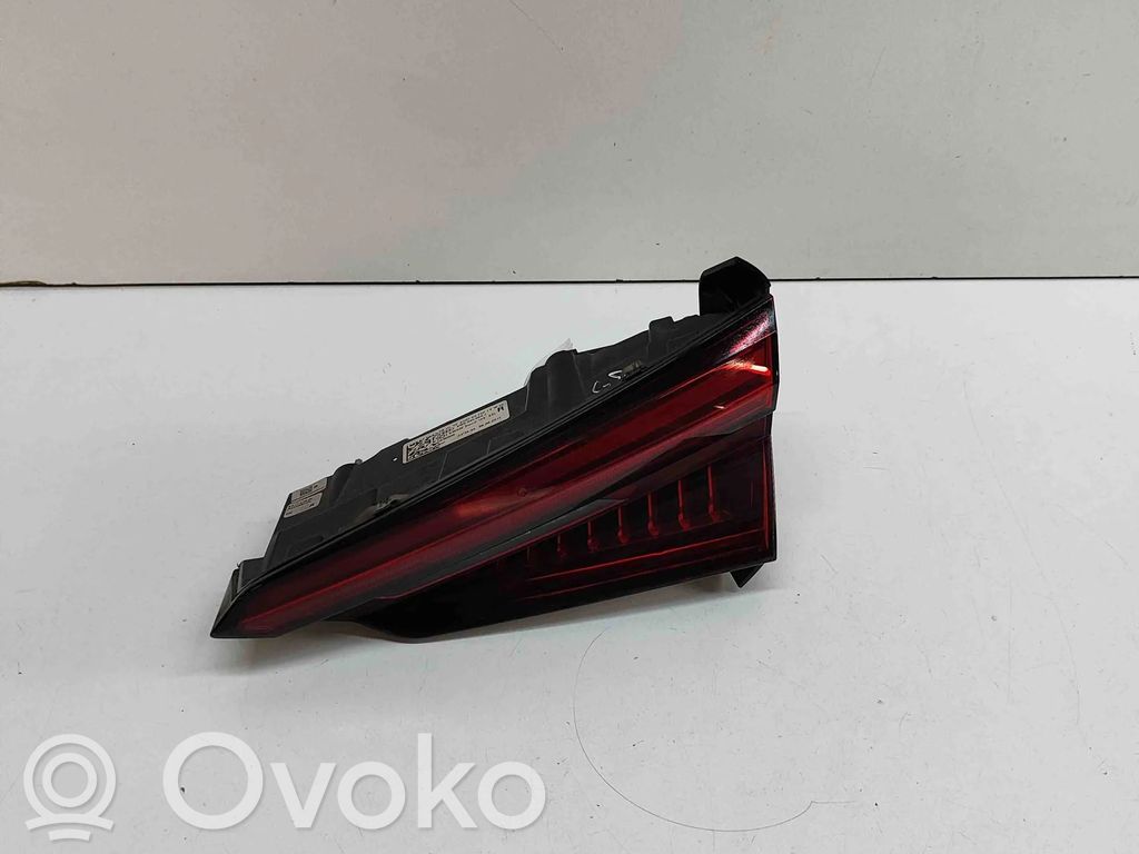 Audi A5 Takaluukun takavalot 