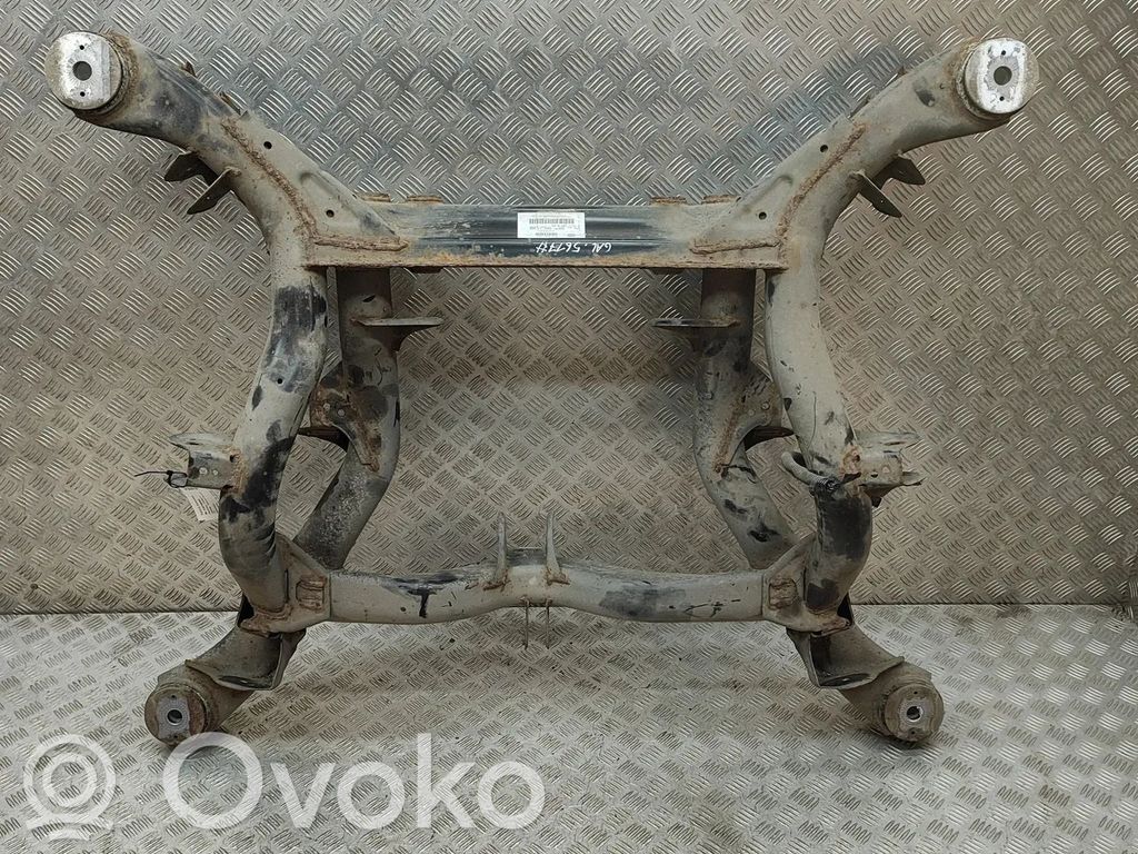 Volkswagen Touareg II Rama pomocnicza tylna 
