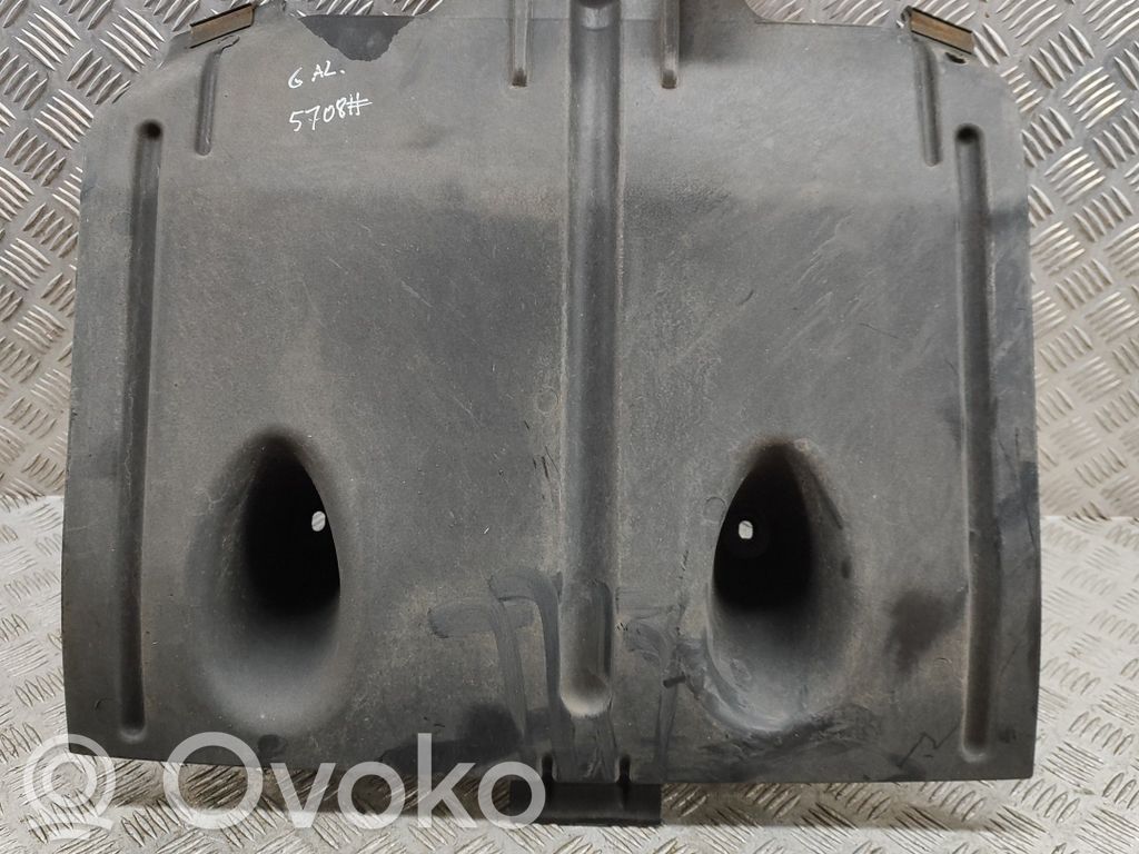 Ford Focus Vidurinė dugno apsauga 
