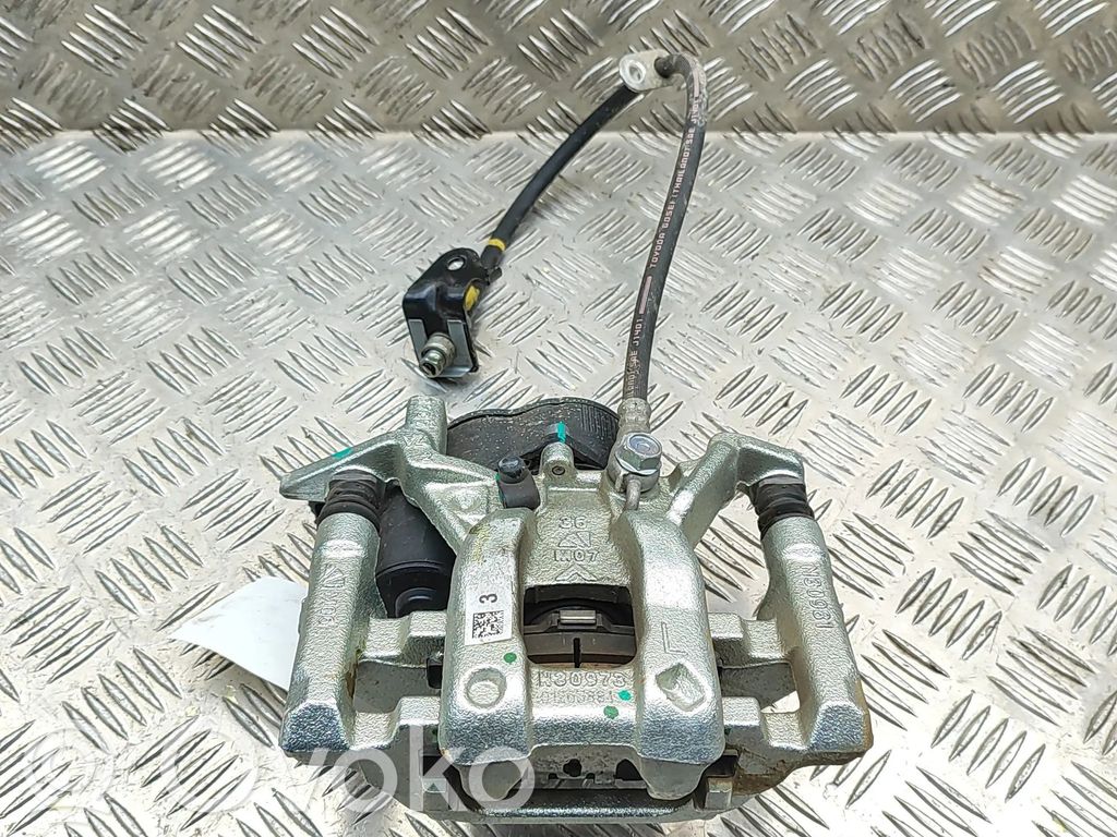 Toyota C-HR II Tylny zacisk hamulcowy 