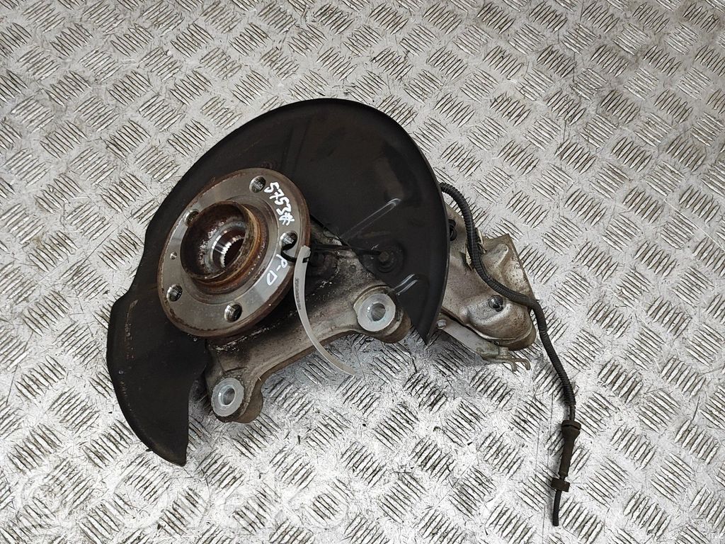 Mozzo ruota anteriore   32221857