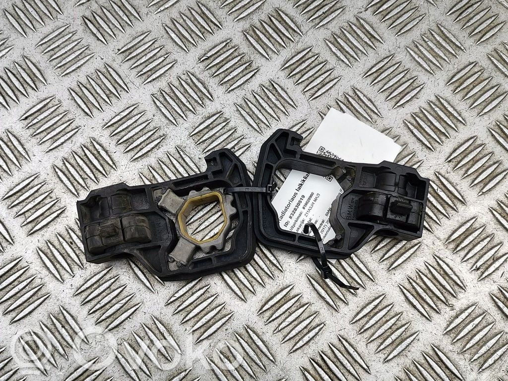 BMW 5 F10 F11 Staffa del pannello di supporto del radiatore 