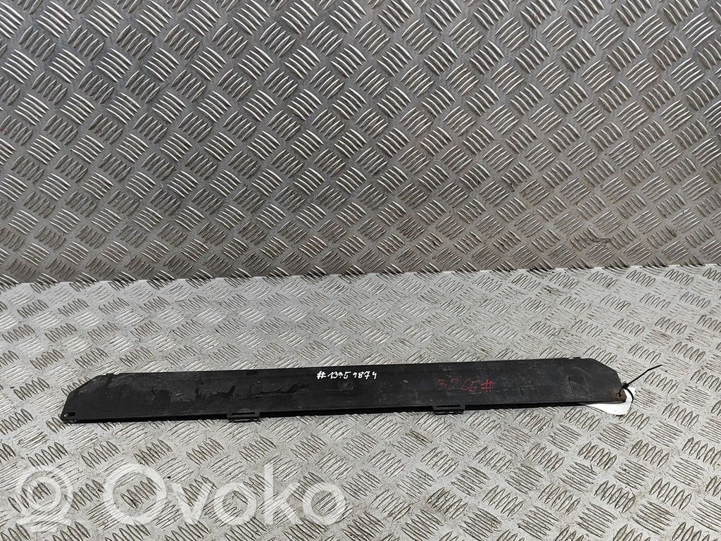 BMW i3 Laikiklis radiatorių panelės (televizoriaus) 