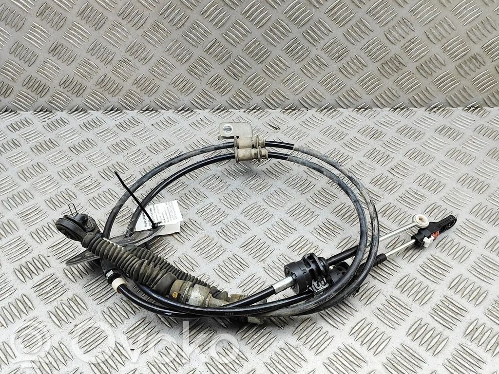 Mazda CX-5 Gear shift cable linkage 