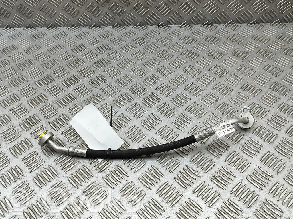 Volvo XC40 Ilmastointilaitteen putki (A/C) 