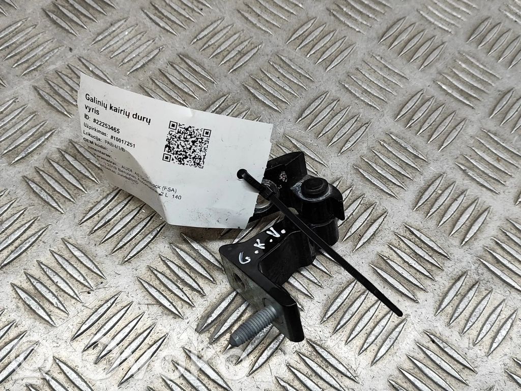 Balama inferioară ușă spate   8W0831403A
