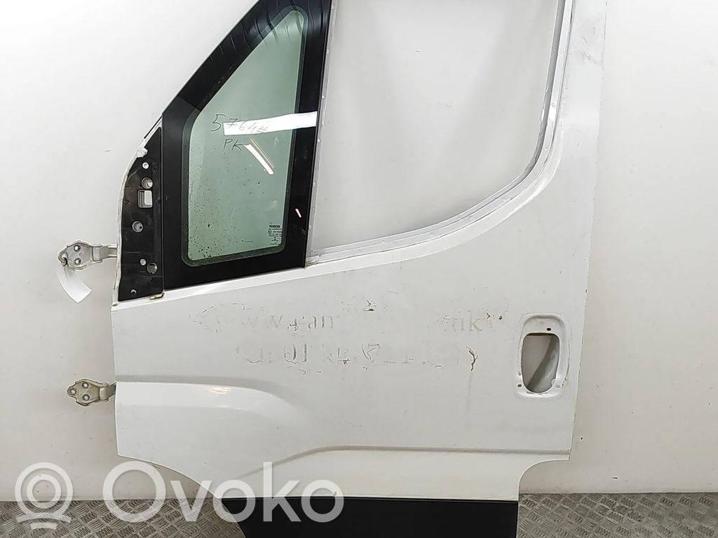 Iveco Daily 6th gen Puerta delantera 