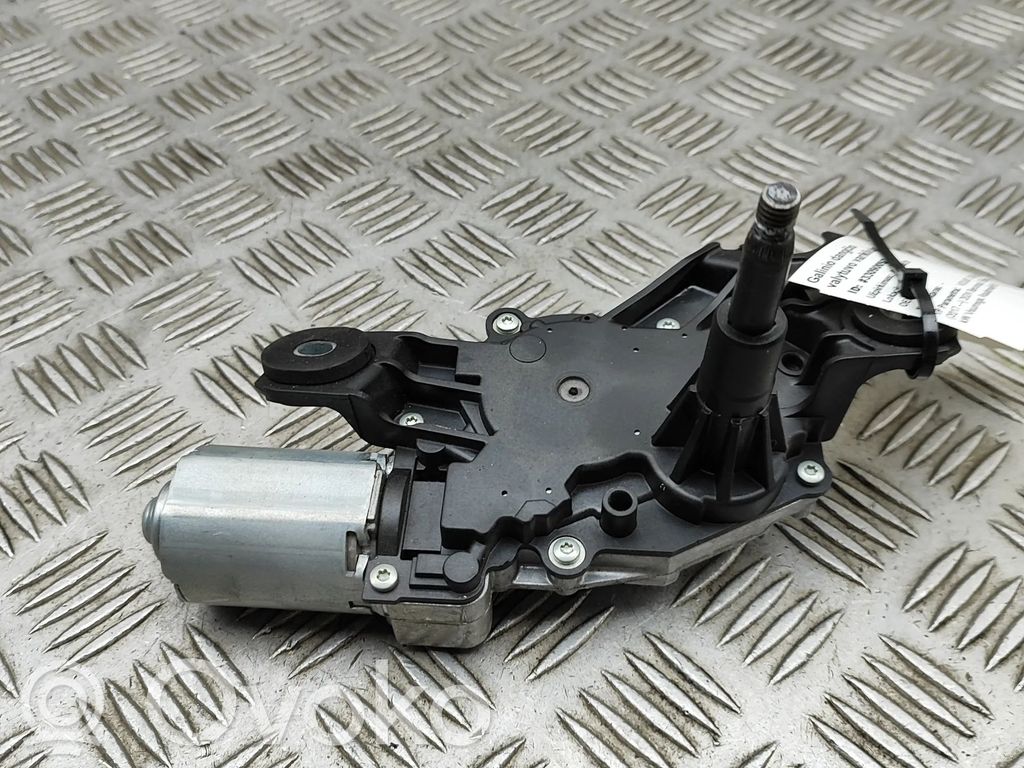 Volvo XC40 Silniczek wycieraczki szyby tylnej 
