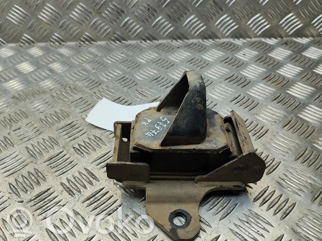 Isuzu D-Max Engine mount bracket 
