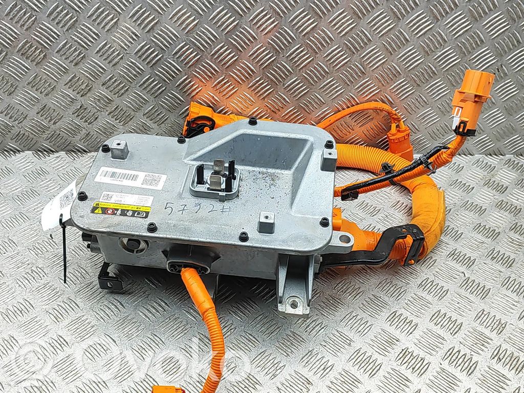 Inversor/convertidor de voltaje   91958AO010