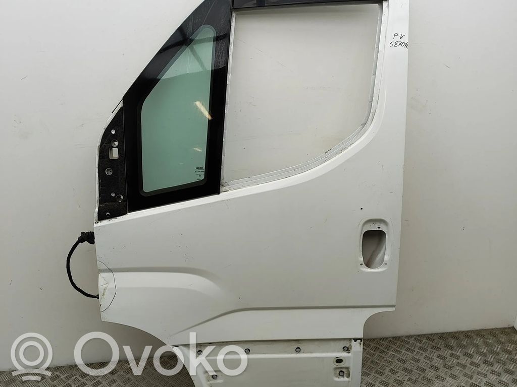 Iveco Daily 6th gen Puerta delantera 