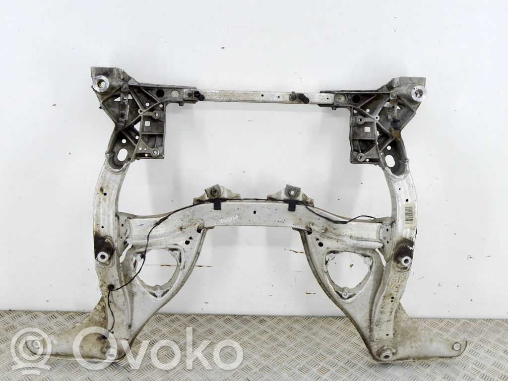 BMW 6 F12 F13 Priekinis traversas 