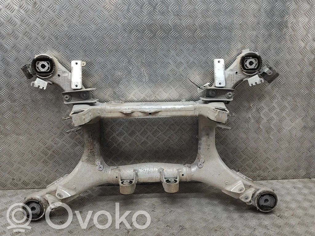 BMW X7 G07 Rama pomocnicza tylna 