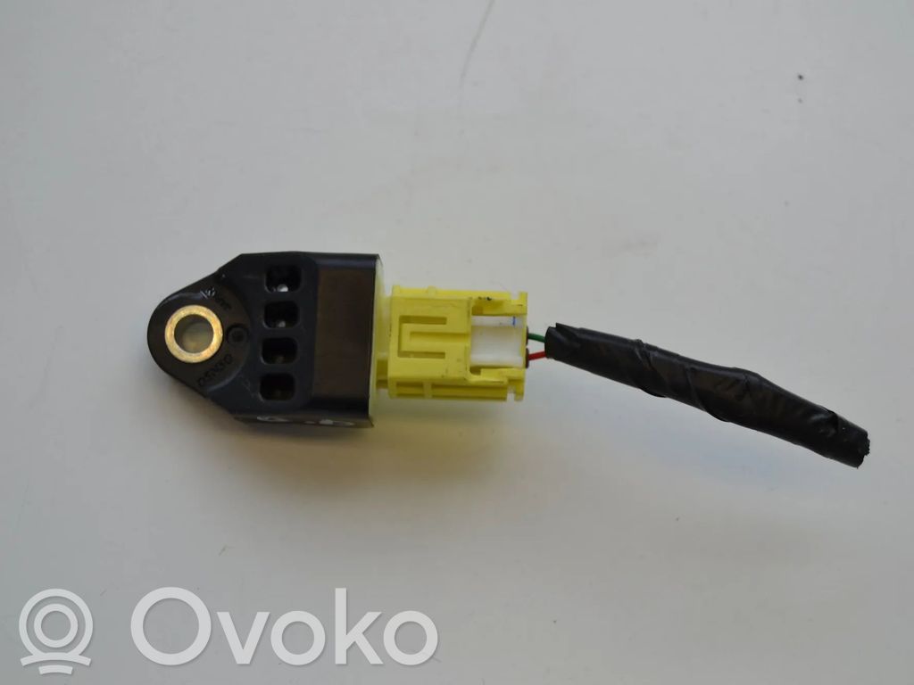 Toyota RAV 4 (XA40) Sensor impacto/accidente para activar Airbag 