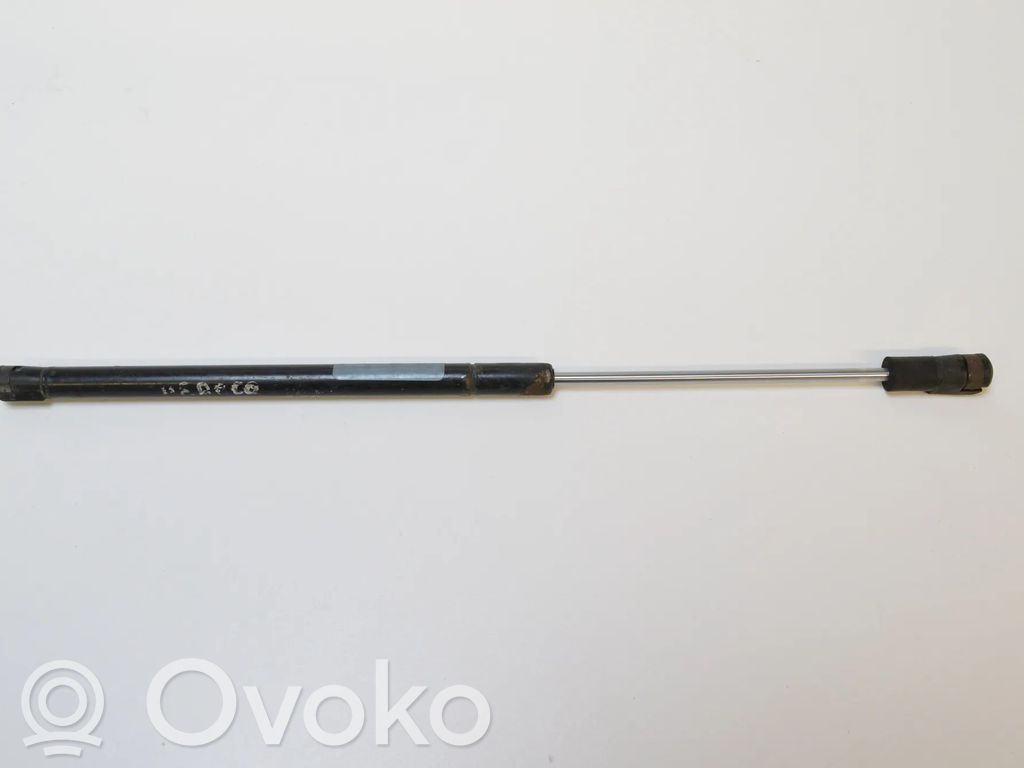 Jeep Cherokee KJ Amortyzator klapy tylnej bagażnika 