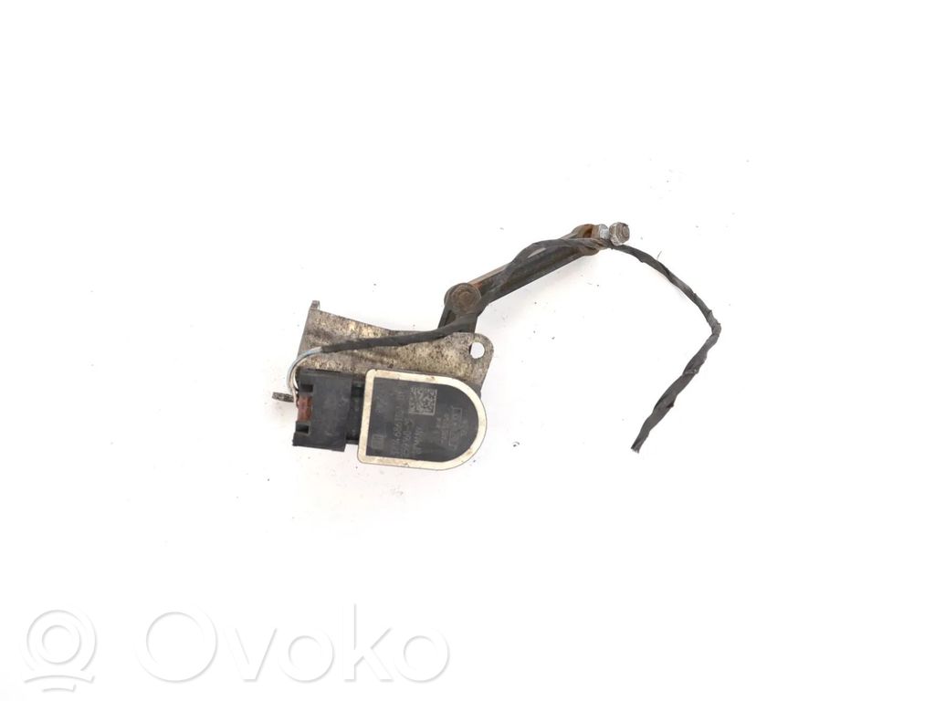 BMW 5 F10 F11 Sensor de altura del nivel de la suspensión neumática trasera 