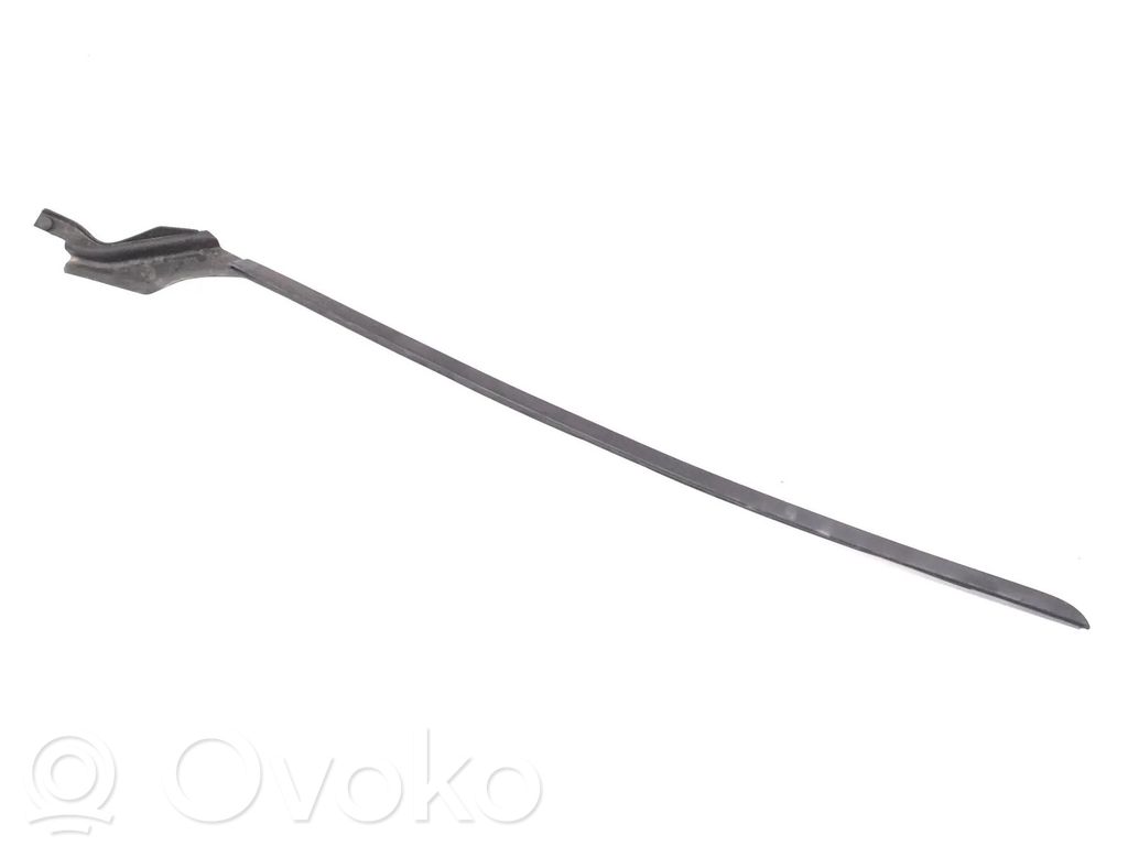 Windshield trim   J9C3025A52AB