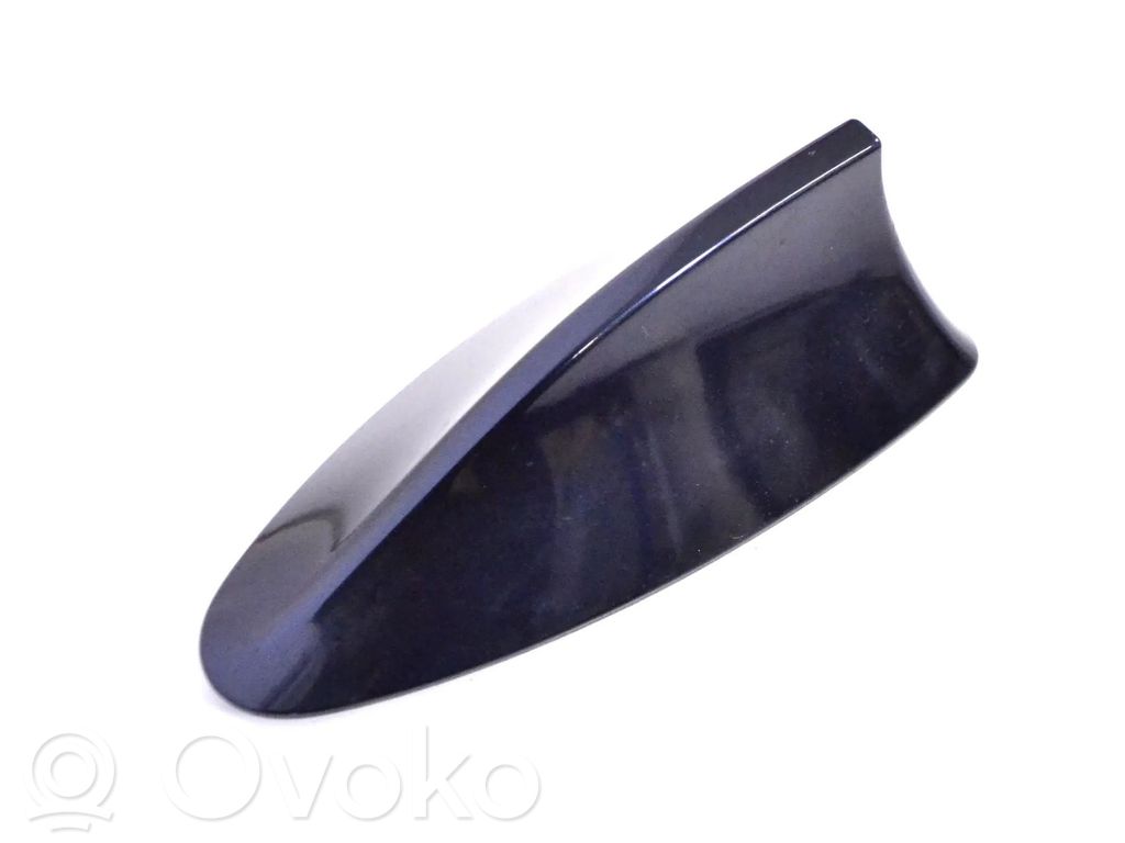 BMW 7 F01 F02 F03 F04 Osłona anteny dachowej GPS 