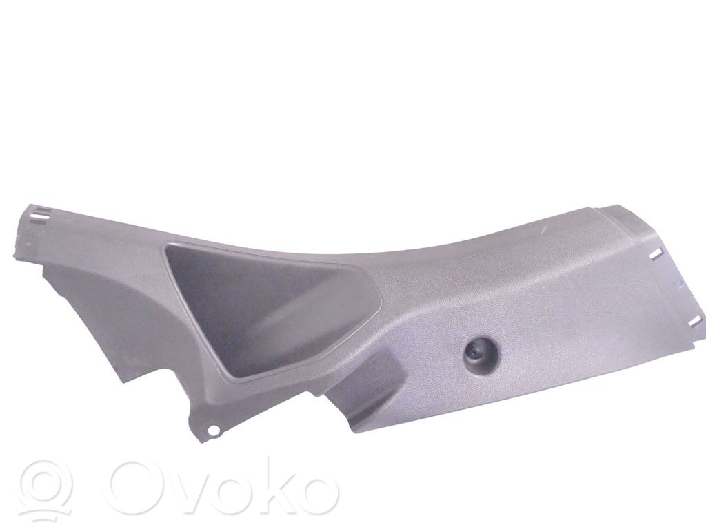 Ford Focus (C) pillar trim 