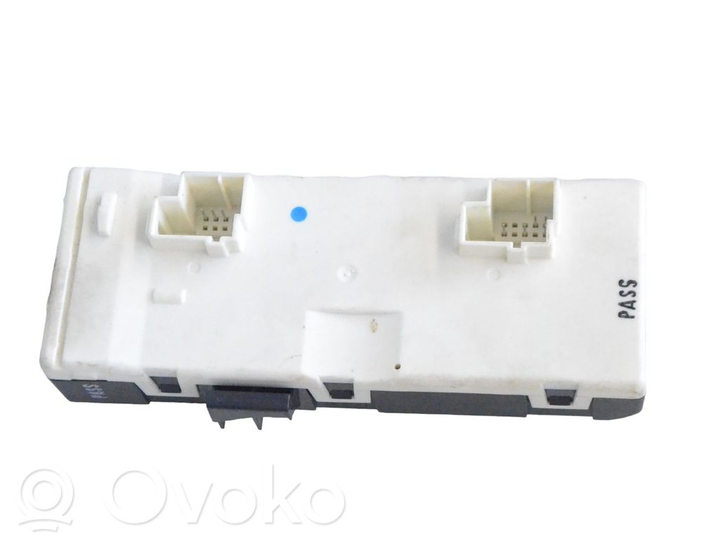 Unité de commande / module de hayon   A2229006008