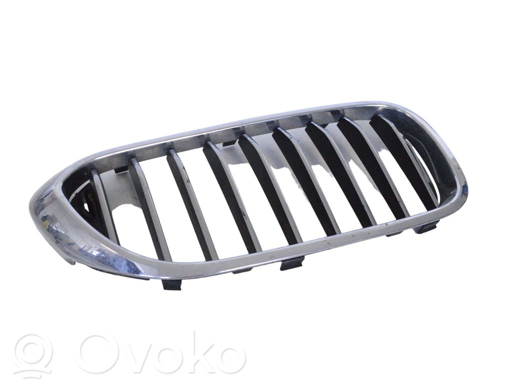 BMW 5 G30 G31 G38 Griglia superiore del radiatore paraurti anteriore 