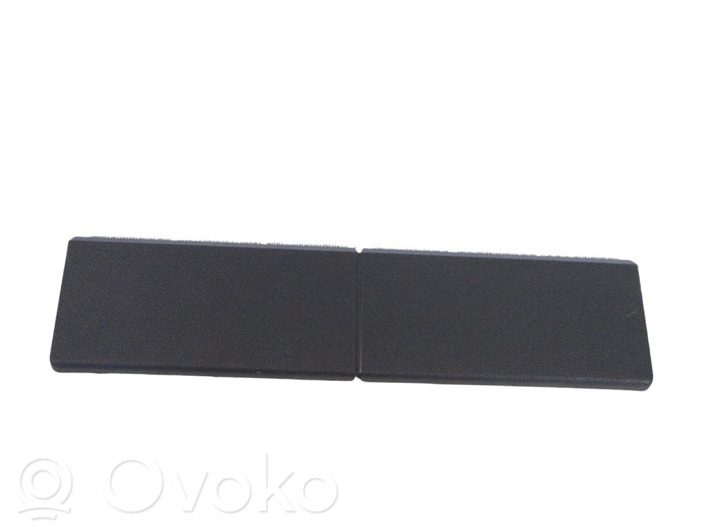 Skoda Enyaq iV Rivestimento laterale della consolle centrale posteriore 