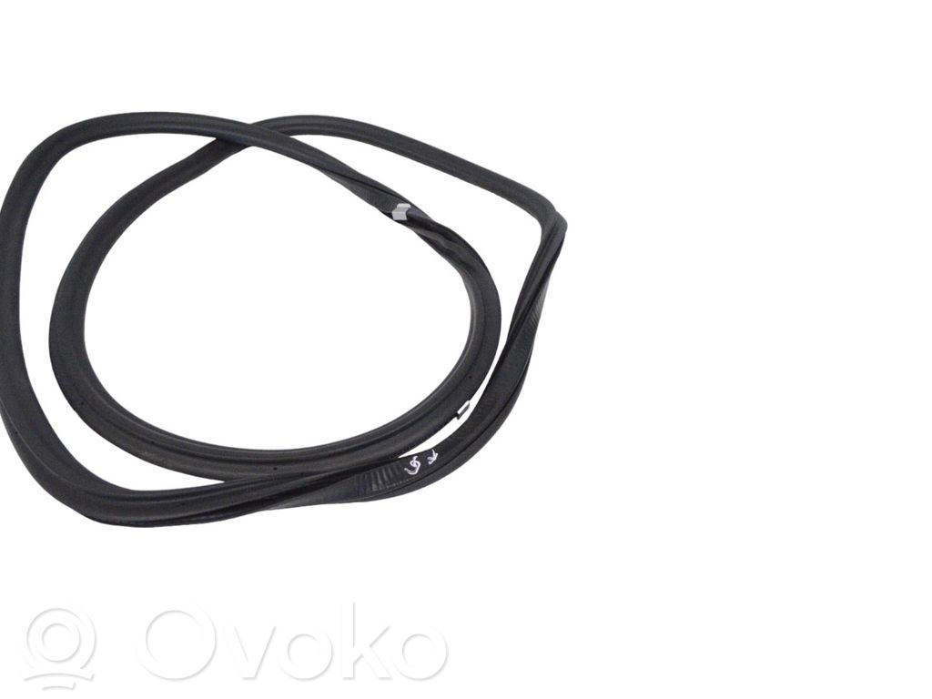 Audi A8 S8 D4 4H Gumowa uszczelka drzwi tylnych 