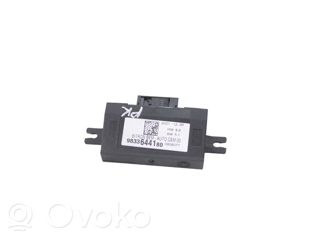 Unité de commande module de porte   9833644180