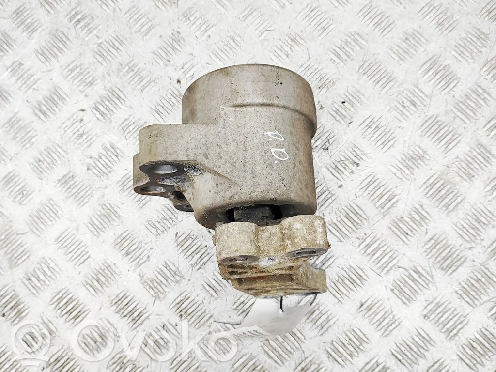 Ford Transit Custom Engine mount bracket 