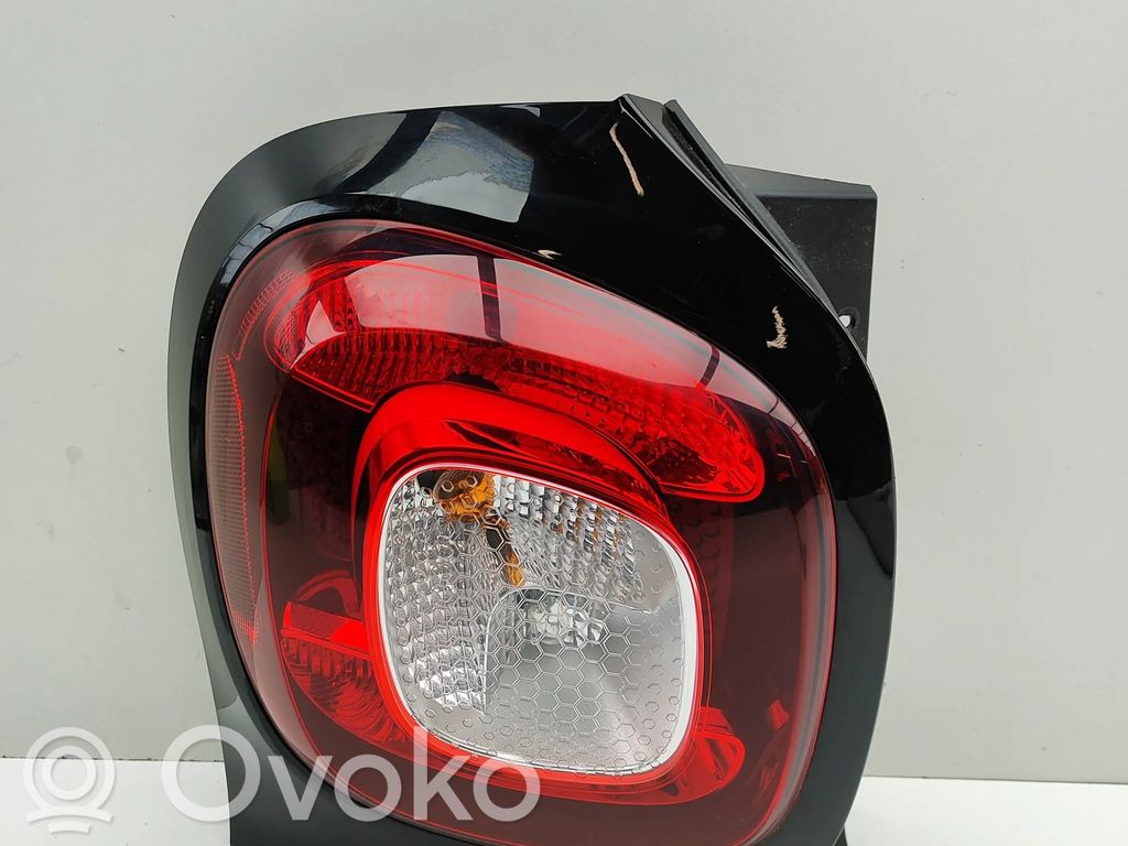 Smart ForTwo III C453 Aizmugurējais lukturis virsbūvē 