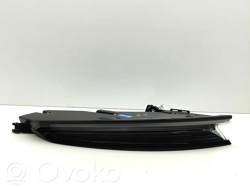 Porsche Taycan 9J1 Luz trasera/de freno 