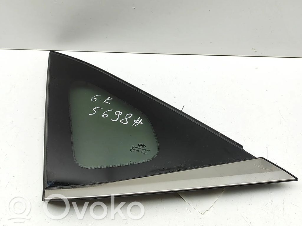 Hyundai Kona I Geam lateral spate 