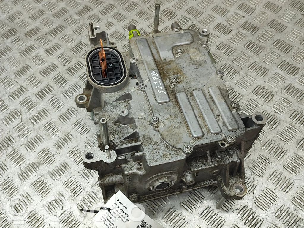 Mazda MX-30 Falownik / Przetwornica napięcia 