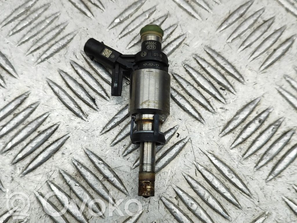 Audi A5 Inyector de combustible 