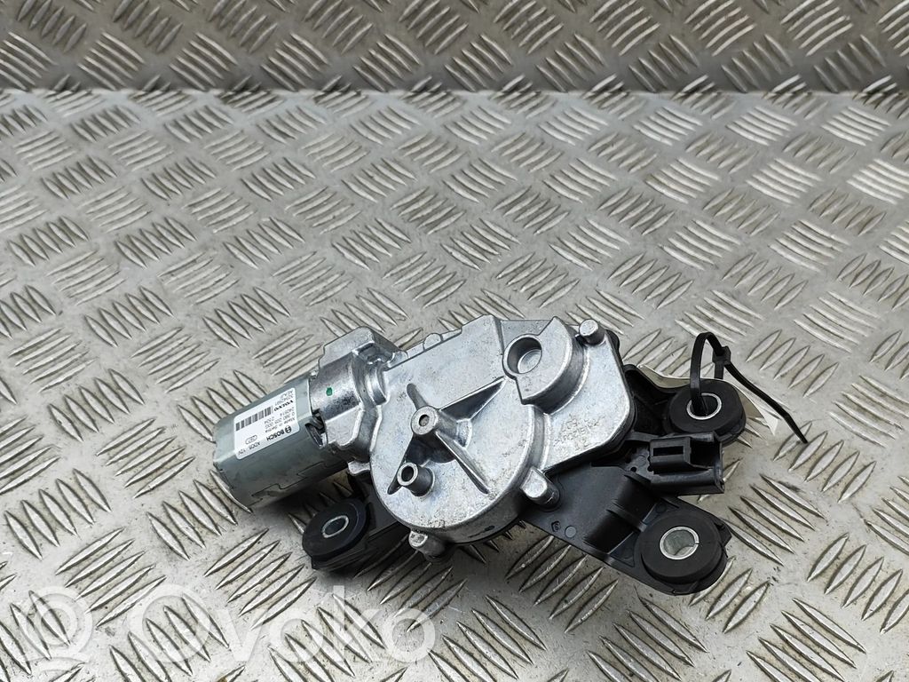 Volvo XC40 Silniczek wycieraczki szyby tylnej 