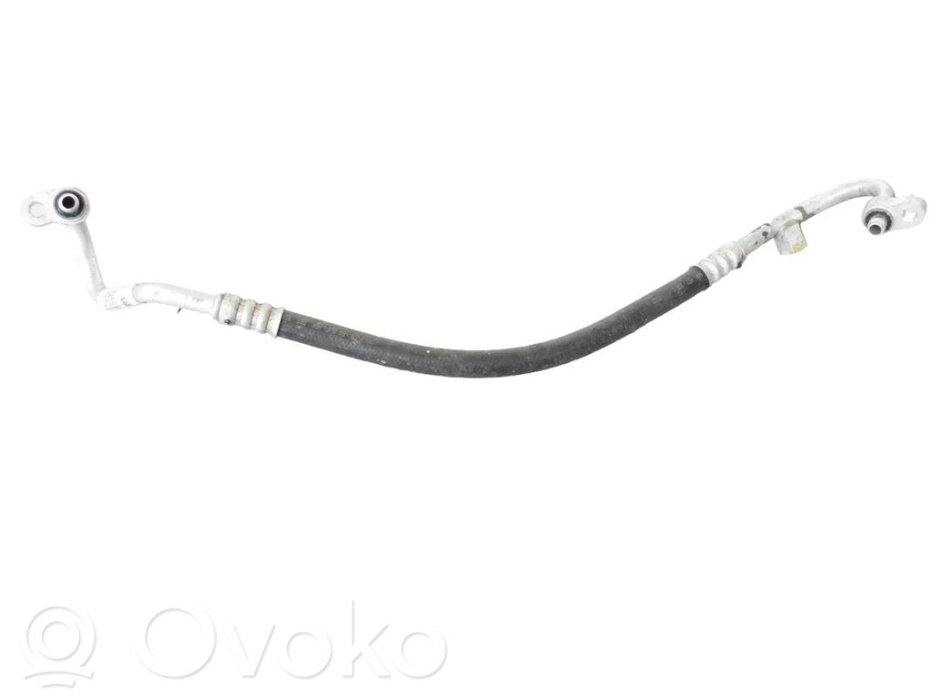 Ilmastointilaitteen putki (A/C)   109215800F